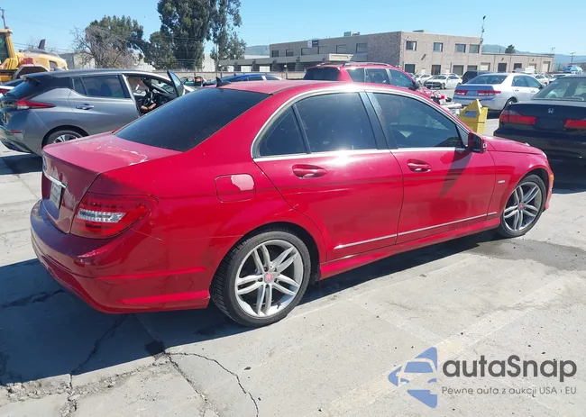 WDDGF4HB0CA638554: 44549304