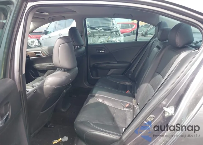 1HGCR3F85HA006112: 44549521