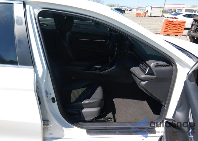 4T1G11AKXMU427102: 44550592