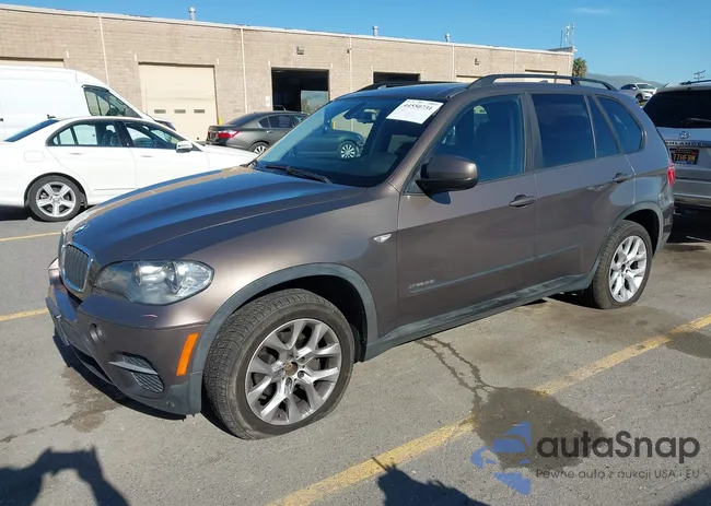 5UXZV4C57BL740958: 44550731