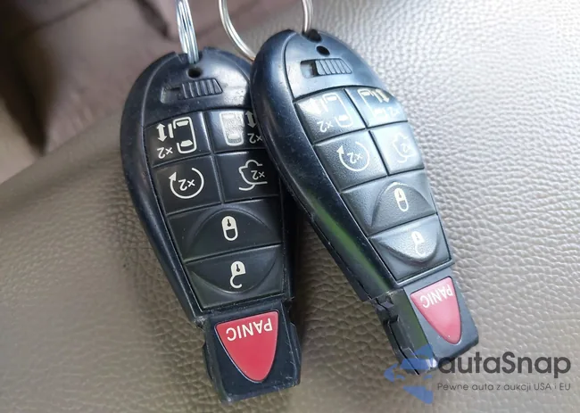 2C4RC1CG2DR596947: 44550168