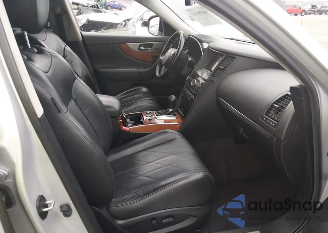 JN8CS1MUXFM380478: 44550265