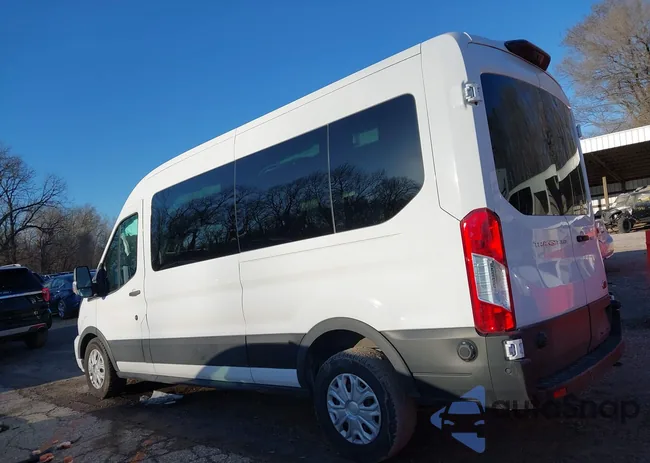 1FBAX2C86RKA81055: 44550346