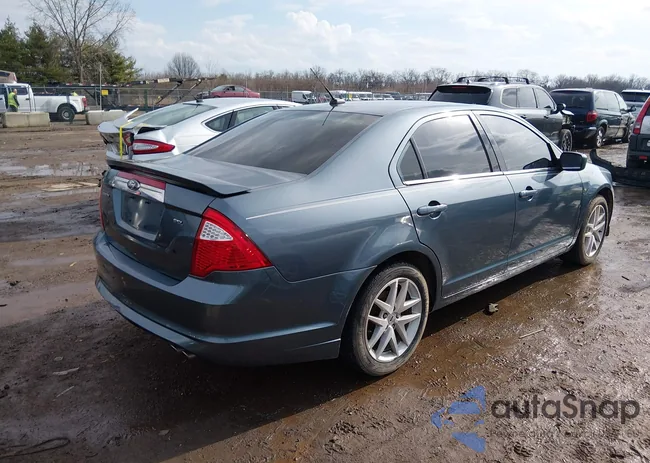 3FAHP0JA5CR331592: 44550534