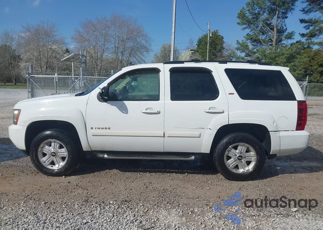 1GNFC230X9R201607: 44551553