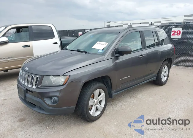 1C4NJDBB4GD719165: 44551583