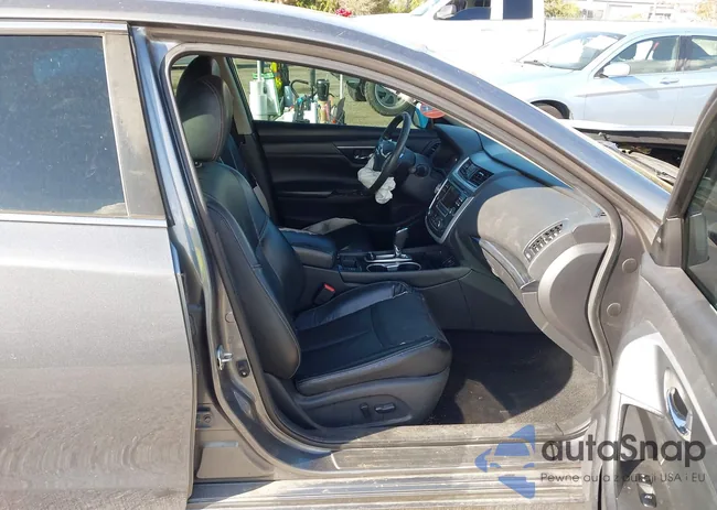 1N4AL3AP7HC201564: 44551845