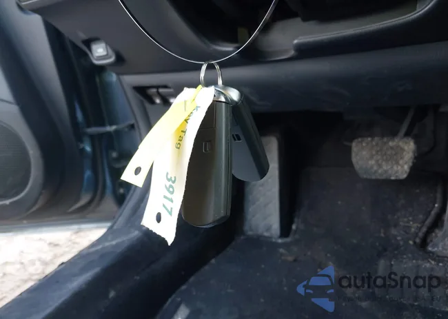 JM1GL1TY2J1308893: 44551946