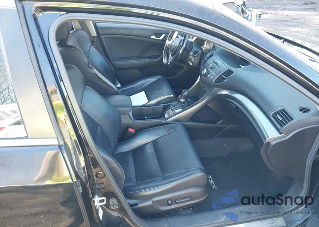 JH4CU2F43DC010726: 44551966