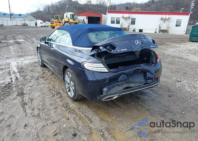 W1KWK8EB8LF992313: 44551195