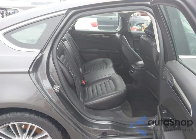 3FA6P0H96FR218435: 44551207