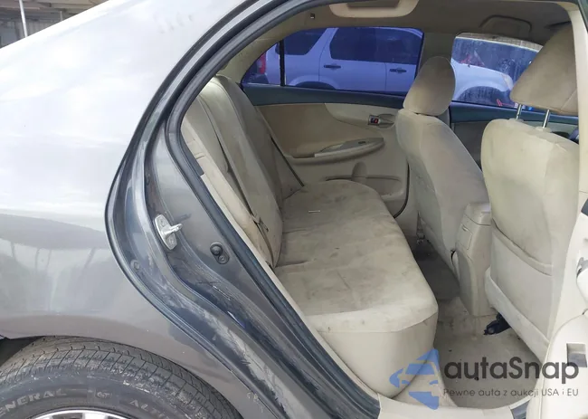 2T1BU4EE8BC544277: 44551474