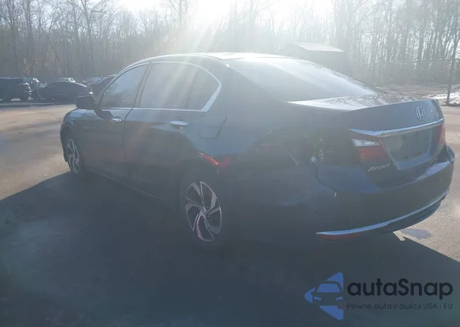 1HGCR2F36GA118804: 44552560