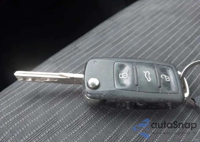 WVGAV3AX1DW603587: 44552644