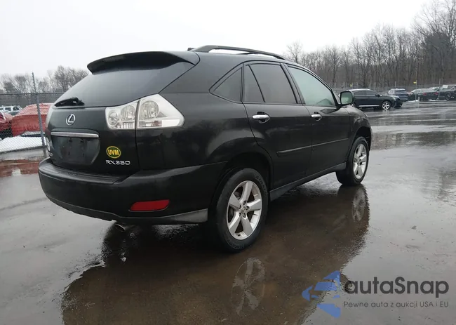 2T2HK31U28C057524: 44552658