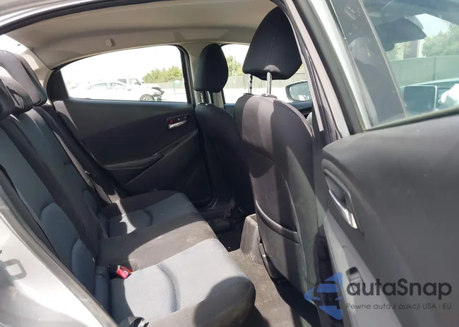 3MYDLBZV4GY114216: 44552798