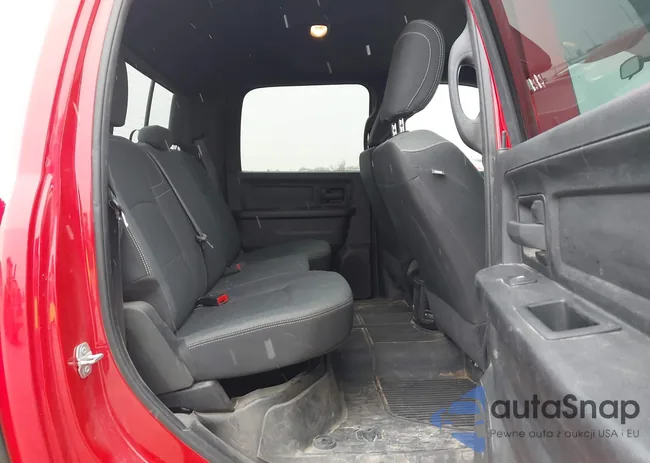 3C6UR5HJ9MG652223: 44552881