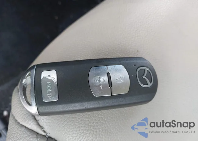 3MZBM1K70FM207214: 44552943