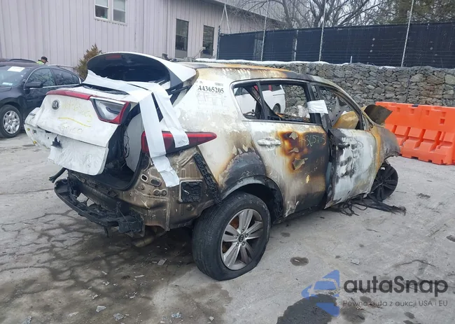 KNDPMCAC1J7486811: 44552990