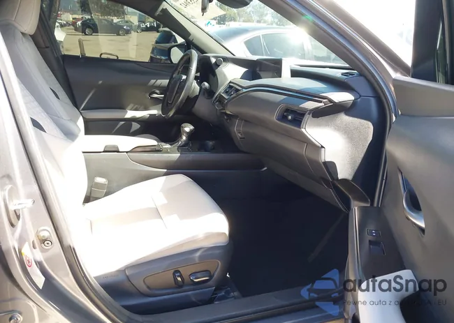 JTHY3JBH3K2005895: 44553042