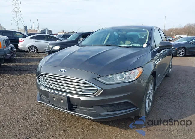 3FA6P0UU6HR360796: 44553130