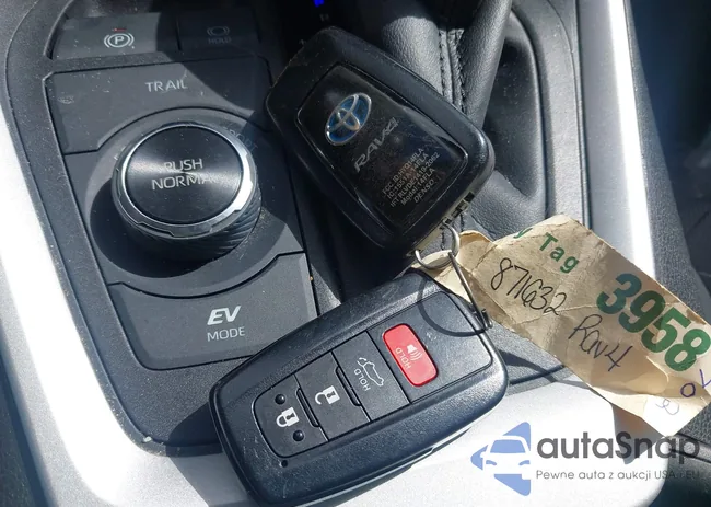 4T3RWRFV5NU051977: 44552347