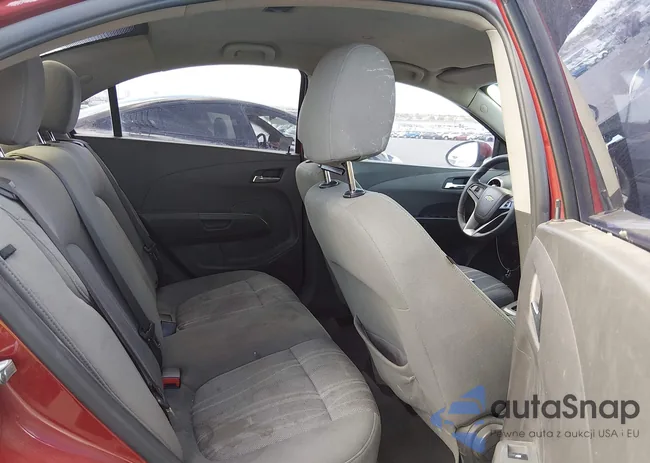 1G1JC5SH0E4231064: 44552375