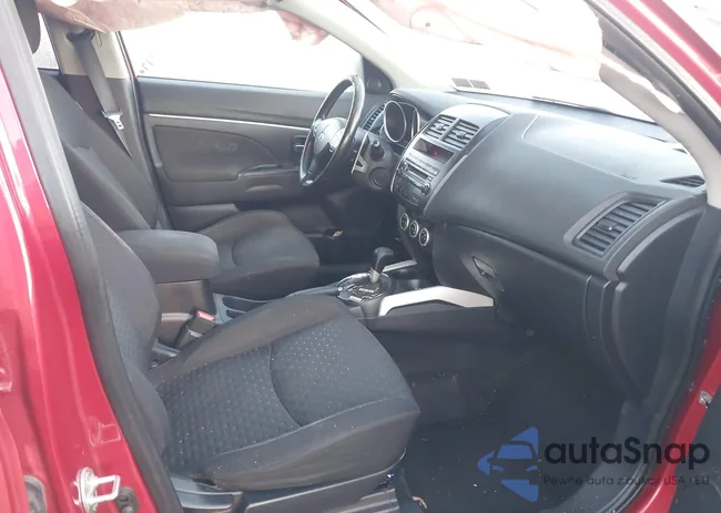 JA4AR4AU7BZ017812: 44552453