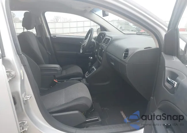 1B3CB1HA1AD660683: 44553581