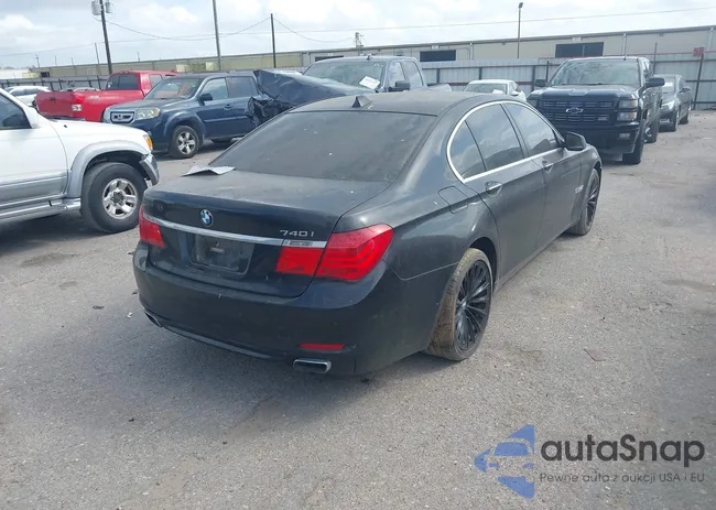 WBAKA4C56CC613390: 44553620