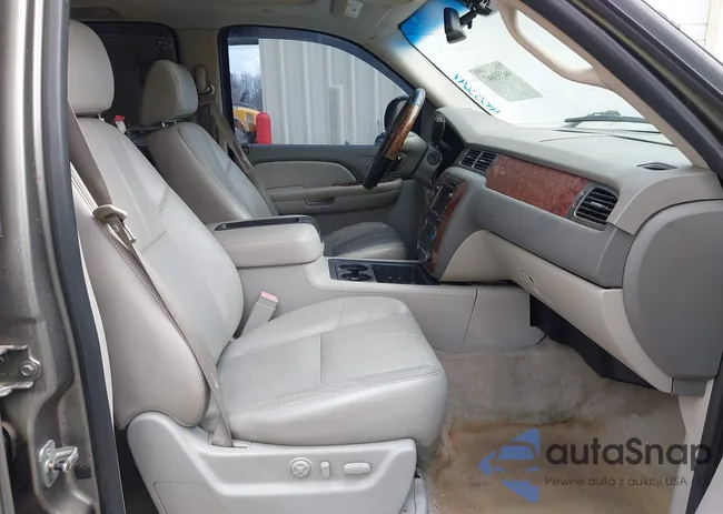 1GNFC13J07R271908: 44553647