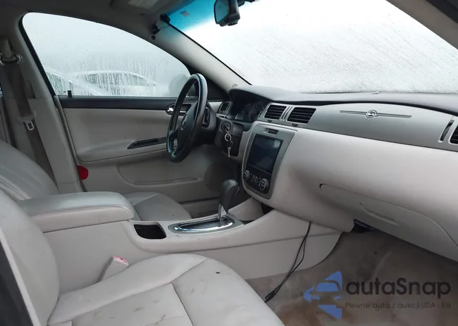 2G1WD58CX89200341: 44553715