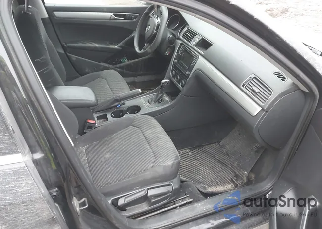 1VWAT7A37GC068797: 44553786