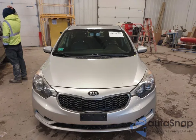 KNAFZ4A83E5164670: 44553785