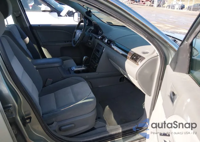 1MEFM41135G626796: 44553853