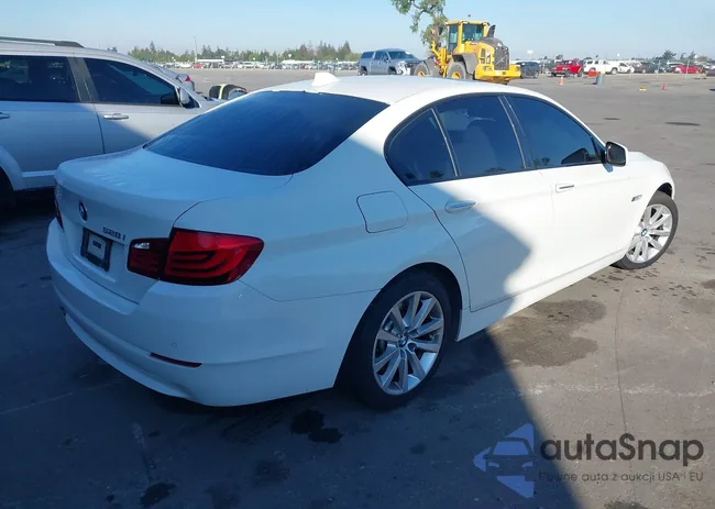 WBAXG5C55CDX01738: 44553857