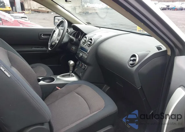 JN8AS58VX9W441712: 44553875