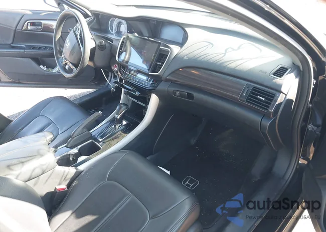 1HGCR2F7XGA236129: 44553885