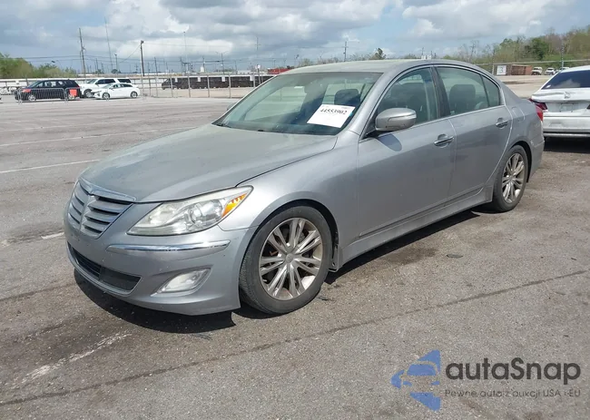 KMHGC4DD0DU250553: 44553902