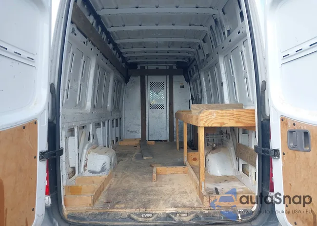 WD3PF1CD7HP518721: 44553235