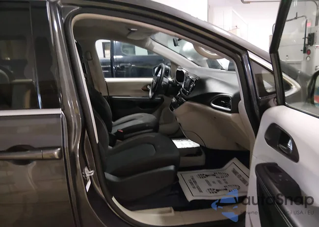 2C4RC1CG3LR252543: 44553425