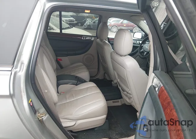 2C8GF68454R175622: 44554572