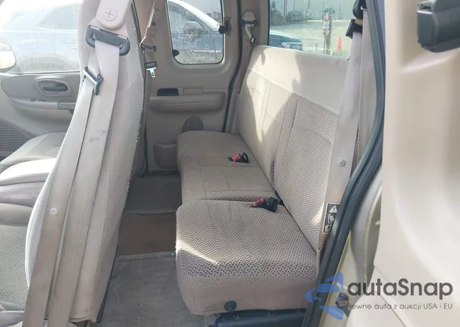 1FTRX17W9YKB02853: 44554760