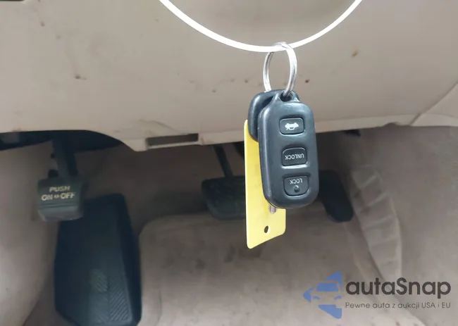 4T1BF28B73U275723: 44554789