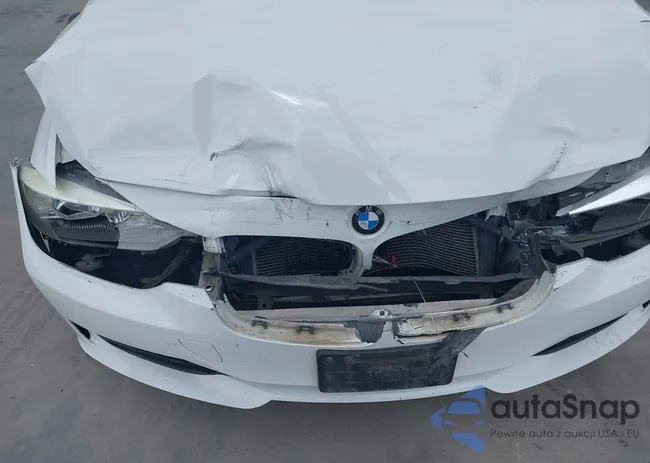 WBA3A5C58FF608561: 44554881