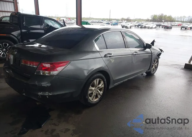 1HGCP2F68BA115184: 44554883