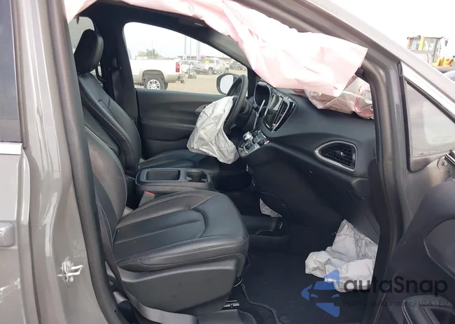 2C4RC1BG9SR532127: 44555131