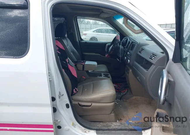 2HJYK16528H515736: 44554282