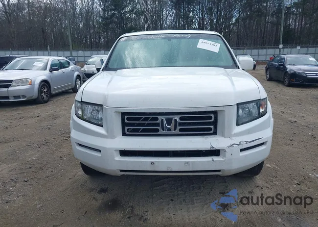 2HJYK16528H515736: 44554282