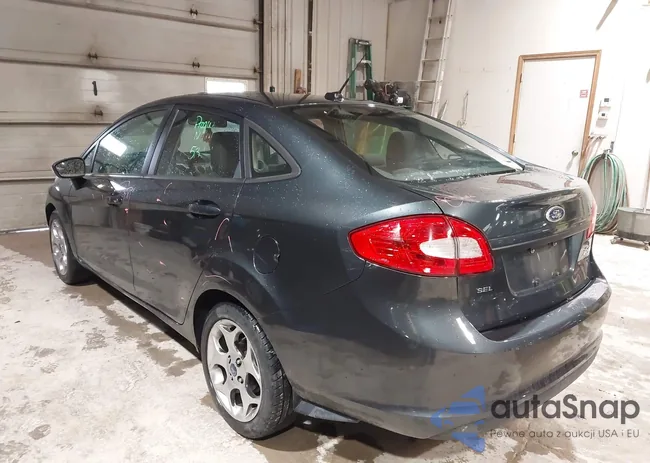 3FADP4CJ4BM113657: 44555540